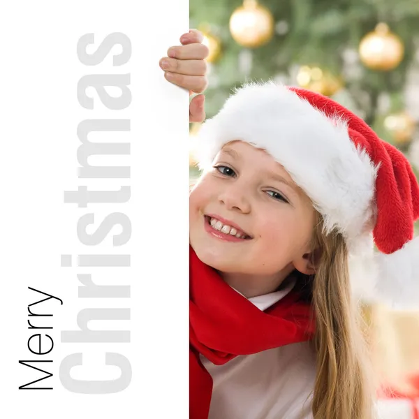산타 모자에서 아름 다운 젊은 금발 소녀 — 스톡 사진