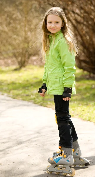 Girl on rollerblades — Stock Photo, Image