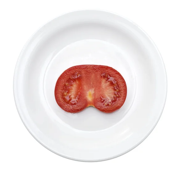 접시에 잘 익은 토마토 슬라이스 — 스톡 사진