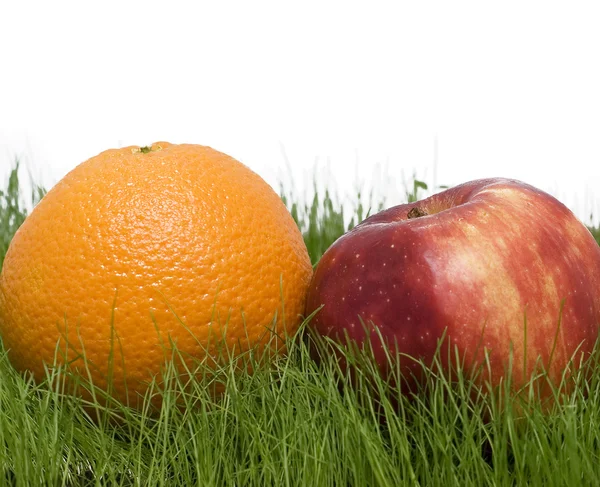 Apple and orange — Stock Photo, Image