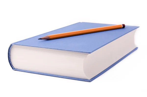 Livro azul sobre um fundo branco — Fotografia de Stock