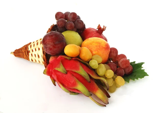 Um bando de frutas — Fotografia de Stock