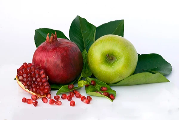 Apfel und Granatapfel — Stockfoto