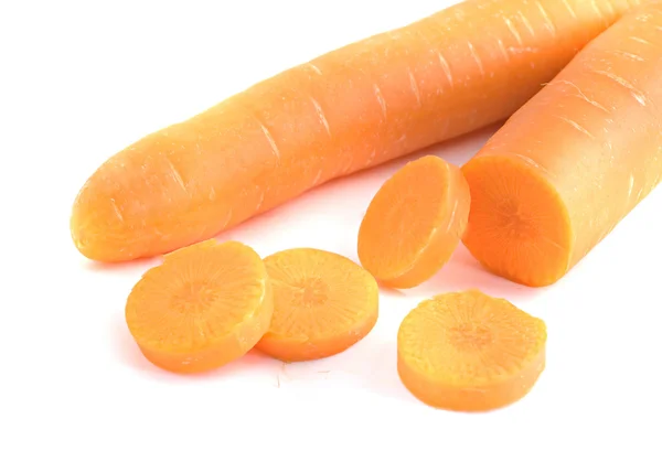 Καρότα απομονωμένα σε λευκό φόντο — Φωτογραφία Αρχείου