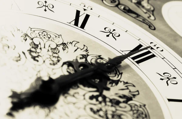 Ρολόι - ώρα μεσονυχτίου — Φωτογραφία Αρχείου