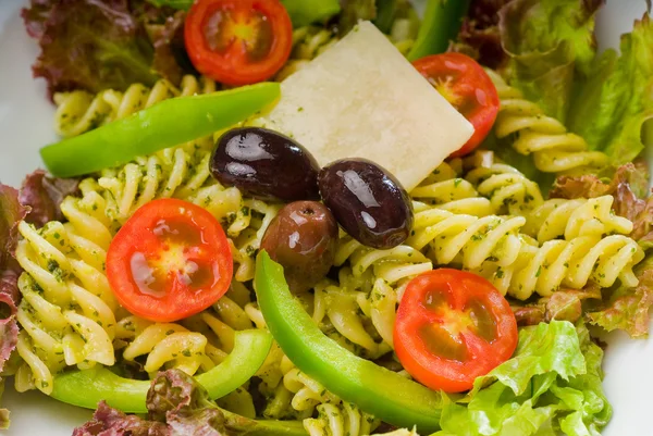 İtalyan düdük makarna salatası — Stok fotoğraf