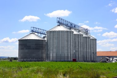 Silos clipart