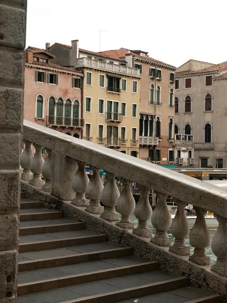 Venecia - Canal Grande y puente de Rialto — Foto de Stock