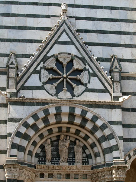 Cathedral St Zeno 's - Pistoia Italy — стоковое фото