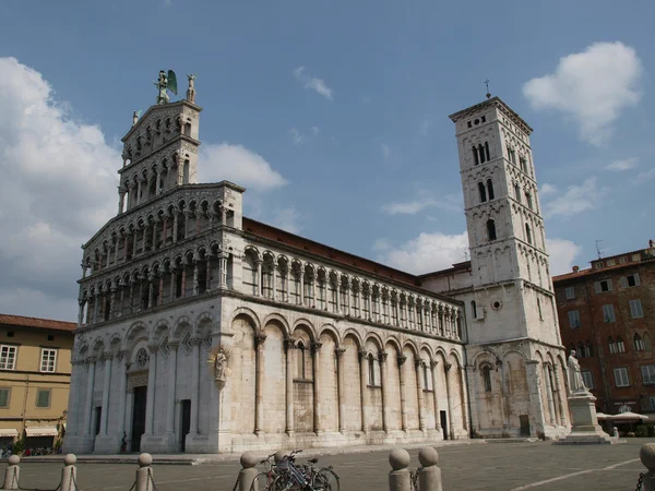 Iglesia de San Michele en el Foro - Lucca —  Fotos de Stock