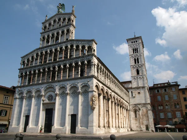 Iglesia de San Michele en el Foro - Lucca — Foto de Stock