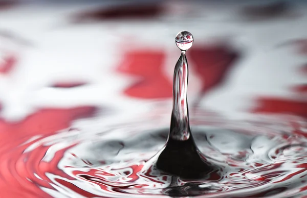 Water drop as day valentine background — Stock Photo, Image
