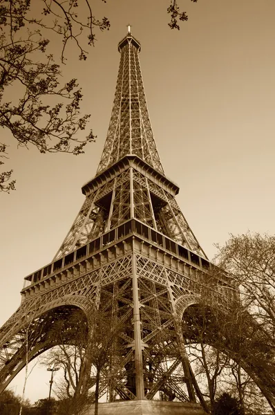 Vintage Eiffel tower (Paříž, Francie) — Stock fotografie