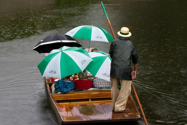 stock image Punt with tourists under umbrellas