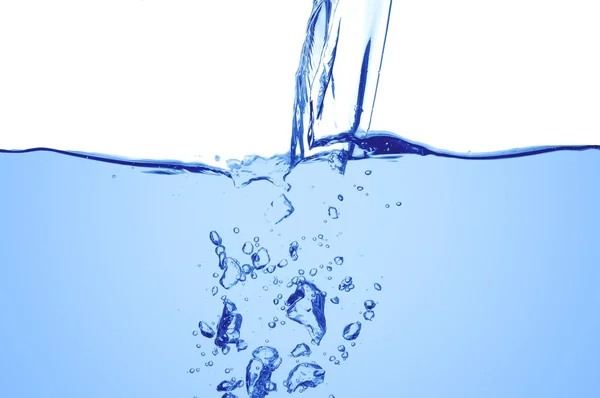 Jasne, błękitne wody, fale — Zdjęcie stockowe