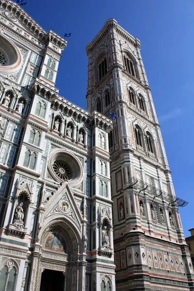 佛罗伦萨-campanila 和大教堂 — 图库照片