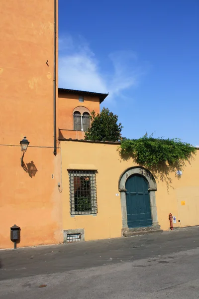 Lucca - das historische Stadtzentrum — Stockfoto