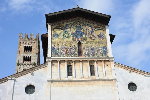 Lucca Iglesia de San Frediano — Foto de Stock