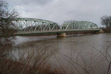 Susquehanna yüksek su üzerinde köprü