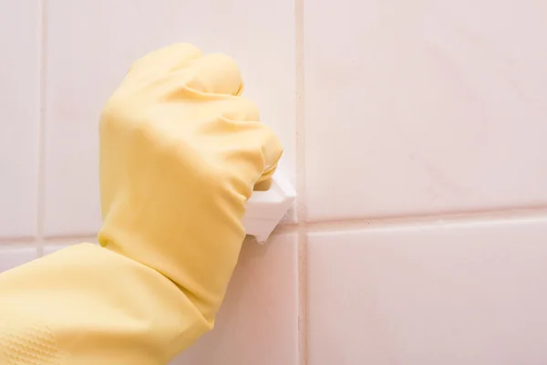 Wassen van de badkamer muur — Stockfoto