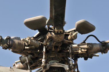 Helikopter rotor