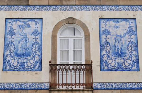 Balkon w aveiro — Zdjęcie stockowe