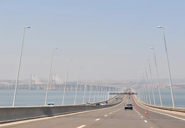 Brücke von Vasco da Gama — Stockfoto