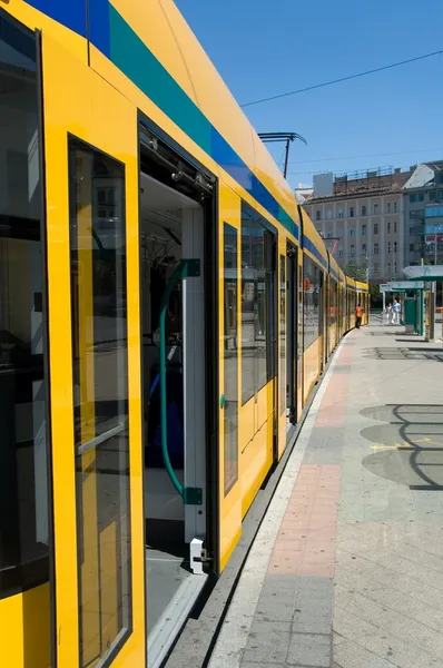 Nejdelší kloubové tramvaje — Stock fotografie