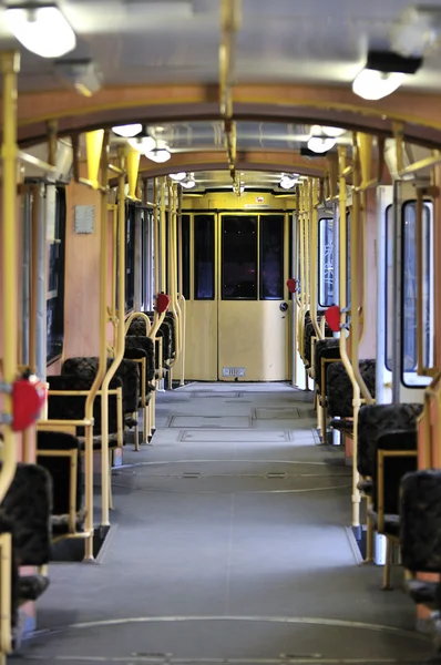 Сочленённый трамвайный интерьер — стоковое фото