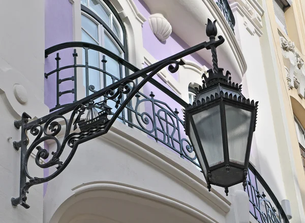 Lâmpada de rua em Lisboa — Fotografia de Stock
