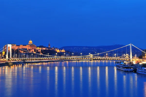 Budapest by night — Stock Photo, Image
