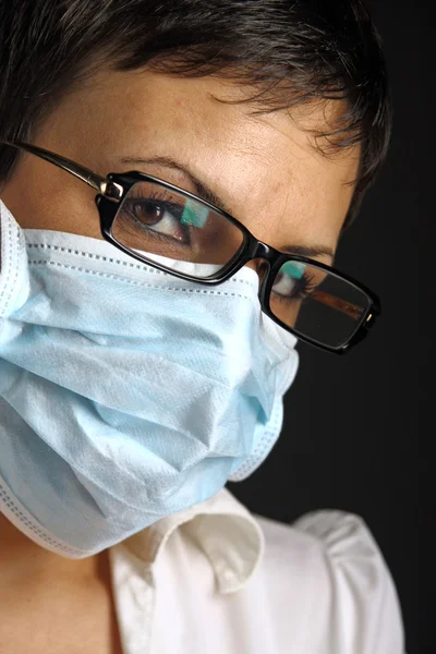 Donna con maschera medica — Foto Stock