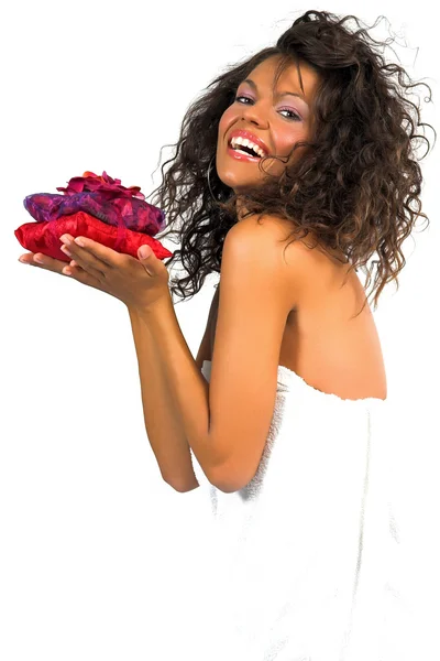 Vacker kvinna med spa-blommor pack — Stockfoto