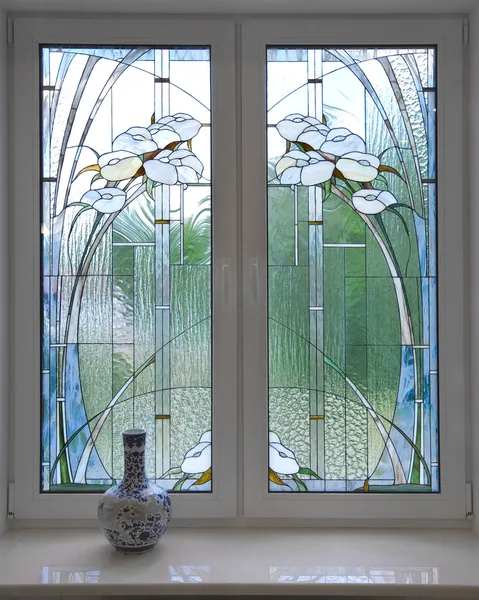 Fönster av målat glas — Stockfoto