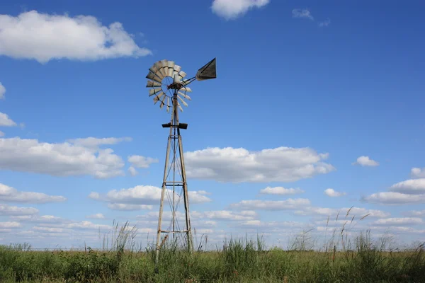 Molino de viento de Kansas Country —  Fotos de Stock