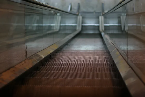 Starych schodów ruchomych — Zdjęcie stockowe
