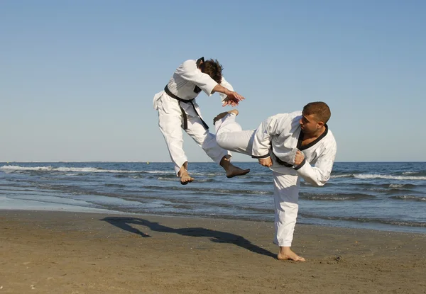 Taekwondo, kickboksen — Stockfoto