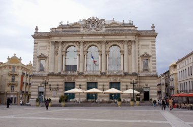 Opera de Montpellier clipart