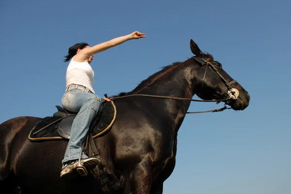 乗馬の女の子 — ストック写真