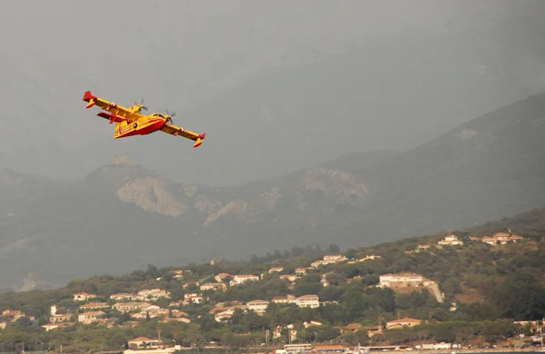 Canadair in Corsica — Stock Photo, Image