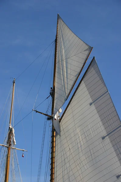 帆船桅杆 — 图库照片