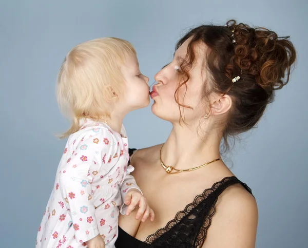 La donna con il bambino — Foto Stock