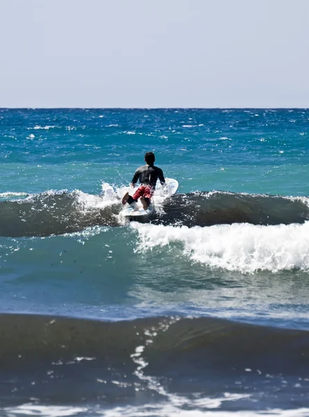Atrapando las olas — Foto de Stock