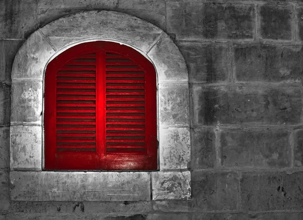 Fenêtre rouge — Photo