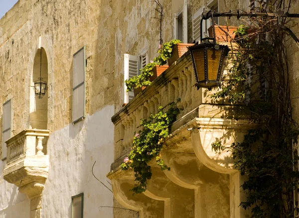 Середньовічні бароко балкон — стокове фото