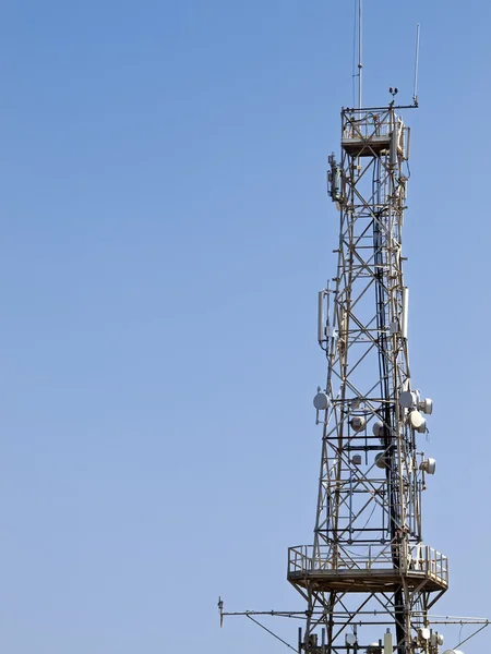 Komunikacja wieża — Zdjęcie stockowe