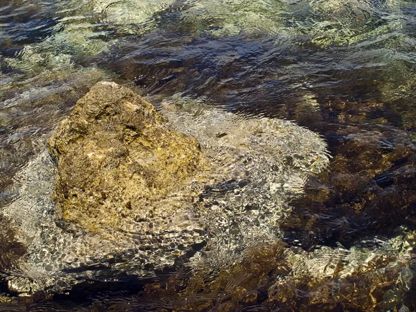 Rock ve su — Stok fotoğraf