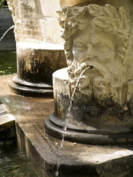 Средневековый фонтан — стоковое фото