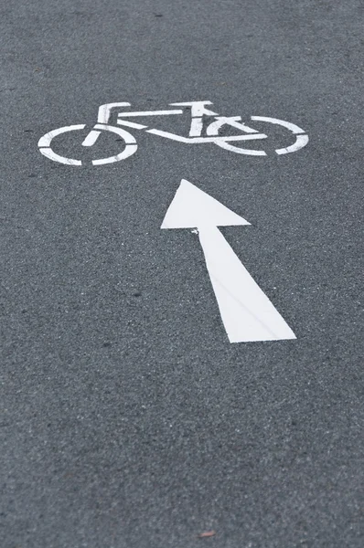 自転車自転車レーンの矢印記号 ストックフォト