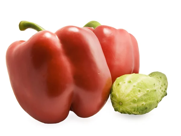 Red sweet pepper and cucumber — Stock Photo, Image